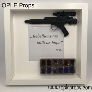 OPLE Arts picture frame Rebellion Rebellions are built on hope Prop rankbar Weapon Blaster Model rogue one Jyn Erso